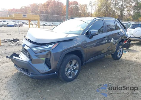 2023 Toyota Rav4 Xle z USA, uszkodzony, nr VIN 2T3W1RFV5PC248993